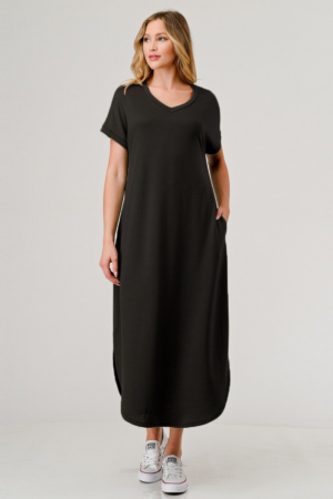 Maxine T-Shirt Dress | Maternity Dress | Full Length Black Side Angled View | Maternity Wear South Africa